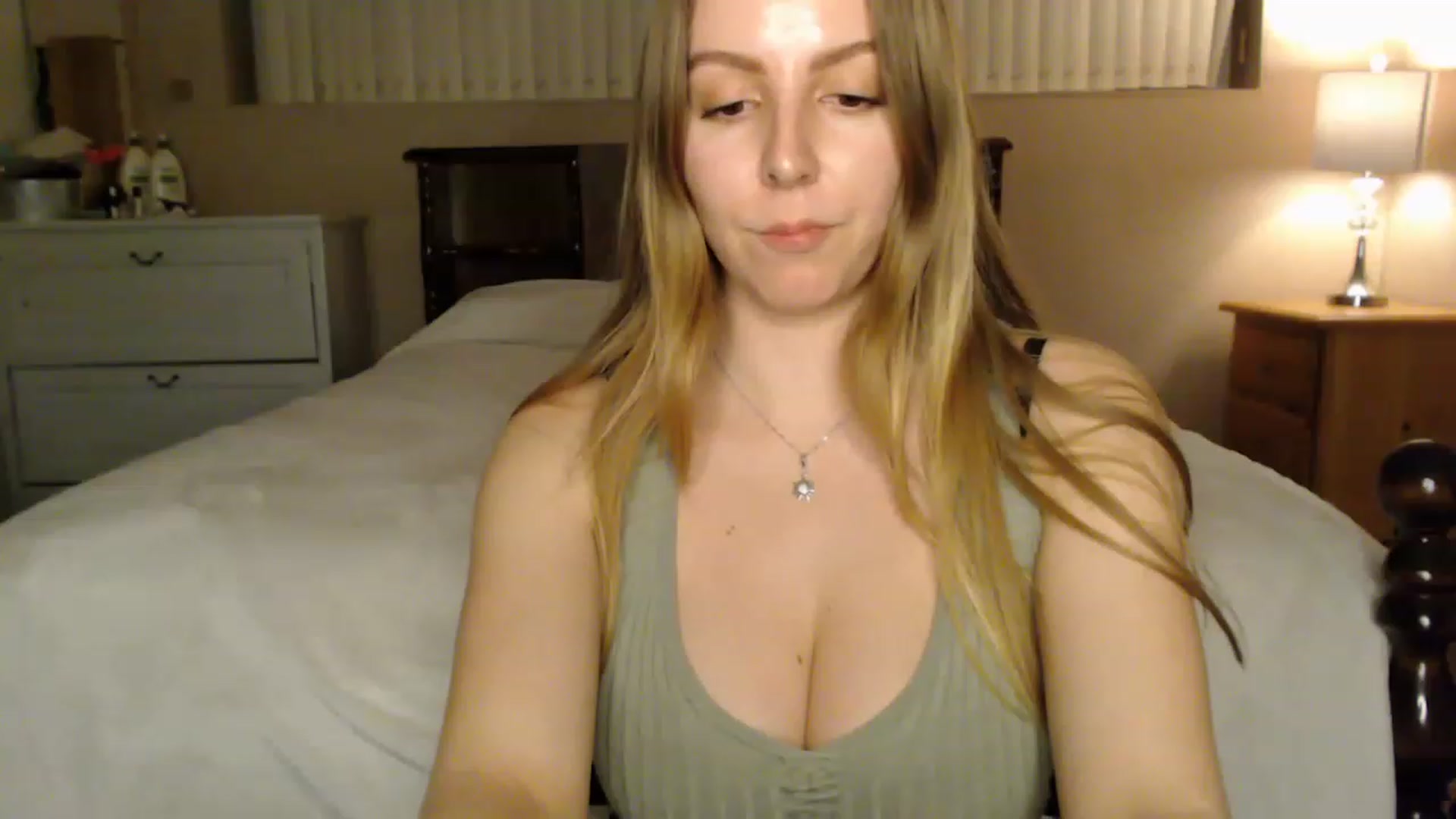 Gallery image thumbnail from MyaDelaney's myfreecams stream on, 03/01/2023, 05:51 image 10 of 20