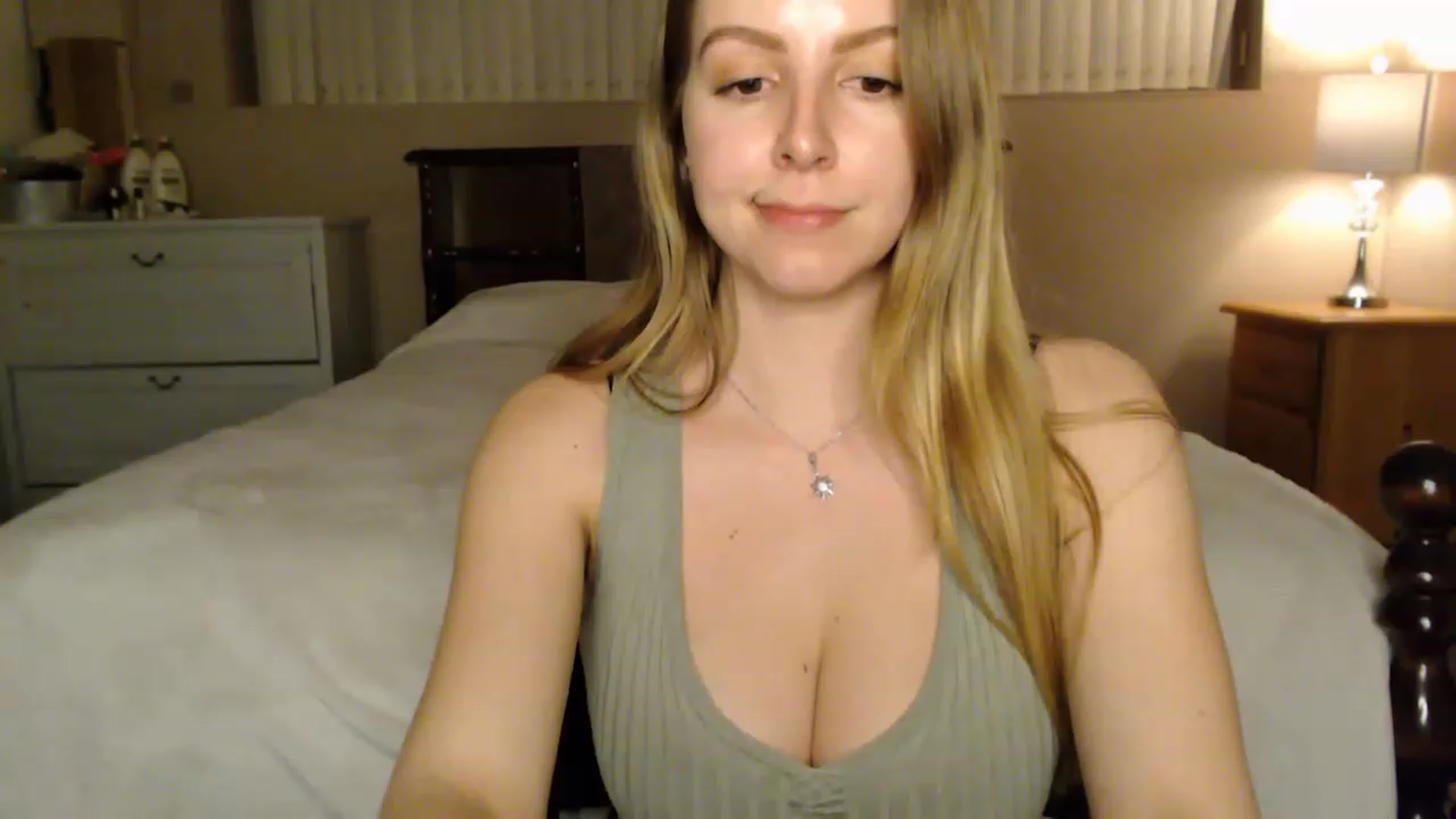 Gallery image thumbnail from MyaDelaney's myfreecams stream on, 03/01/2023, 05:51 image 18 of 20