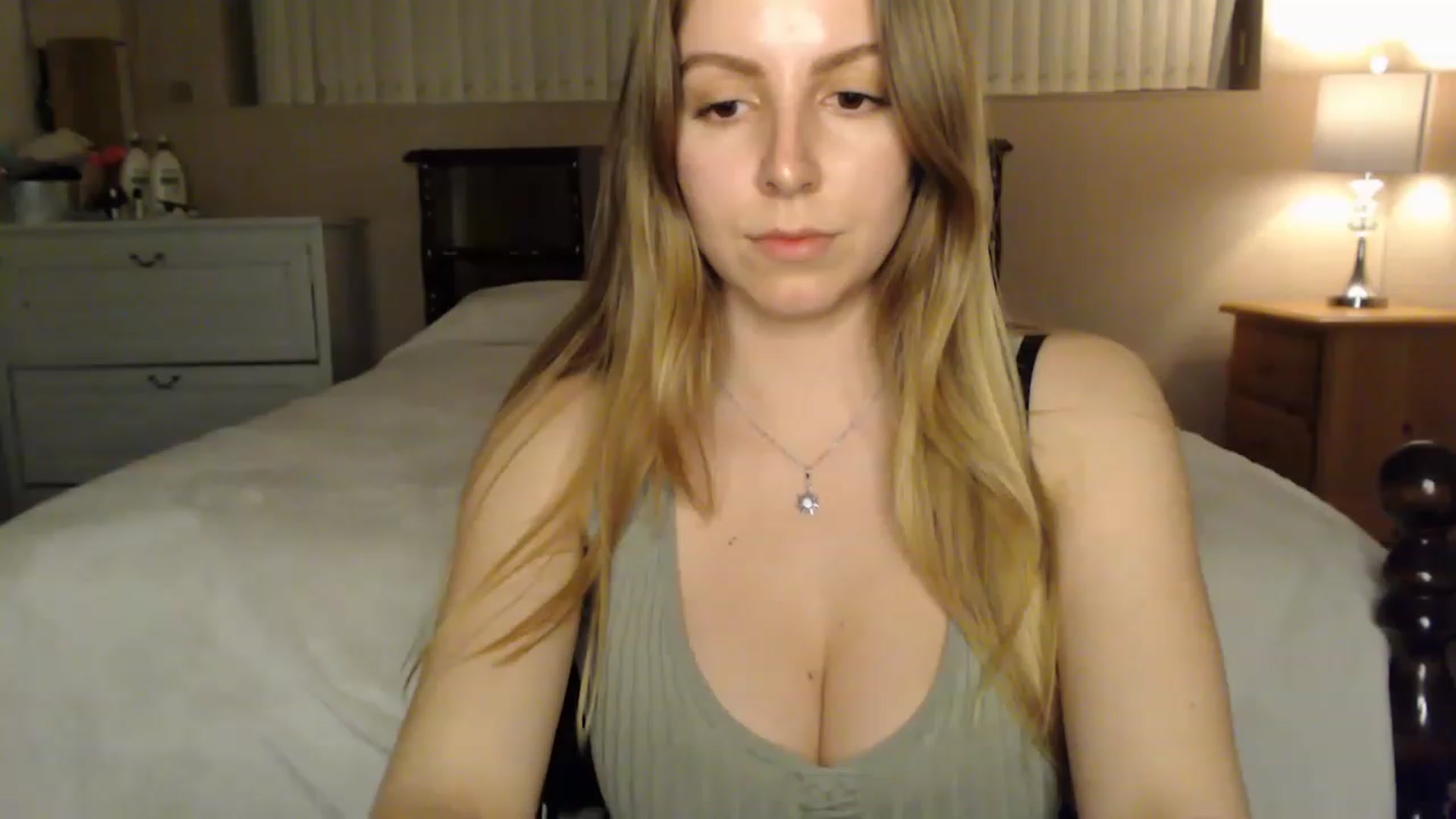 Gallery image thumbnail from MyaDelaney's myfreecams stream on, 03/01/2023, 05:51 image 14 of 20