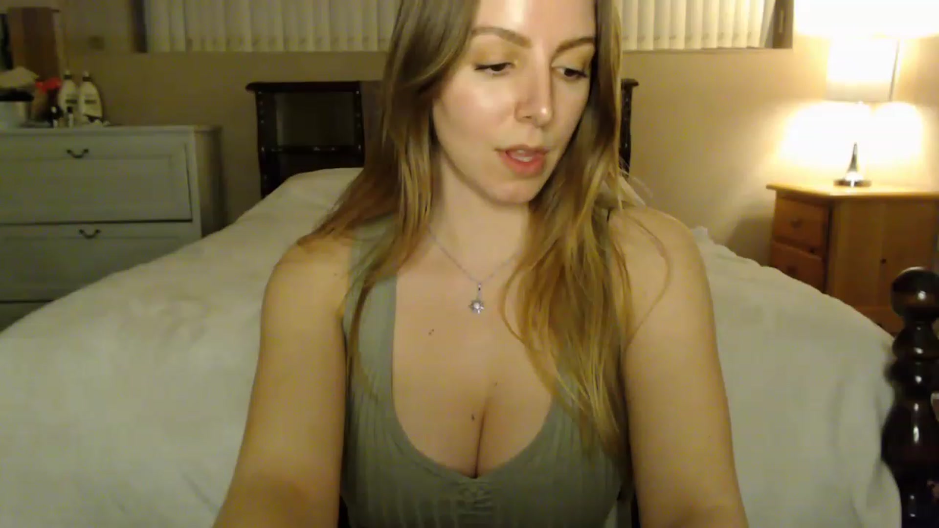 Gallery image thumbnail from MyaDelaney's myfreecams stream on, 03/01/2023, 06:43 image 5 of 20