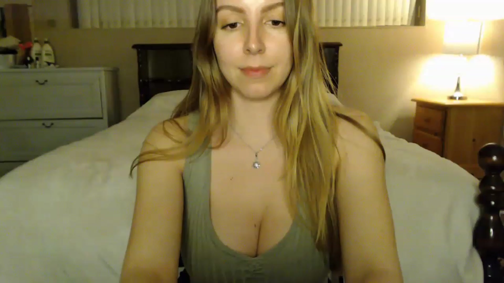 Gallery image thumbnail from MyaDelaney's myfreecams stream on, 03/01/2023, 06:43 image 18 of 20