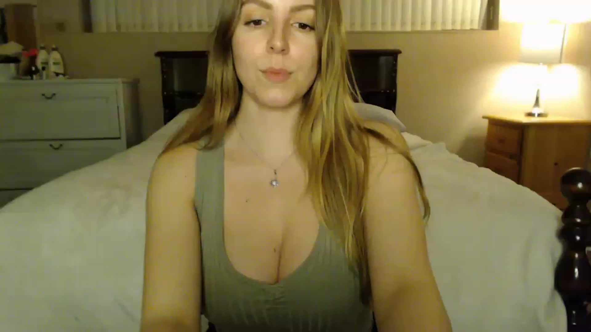 Gallery image thumbnail from MyaDelaney's myfreecams stream on, 03/01/2023, 06:43 image 13 of 20