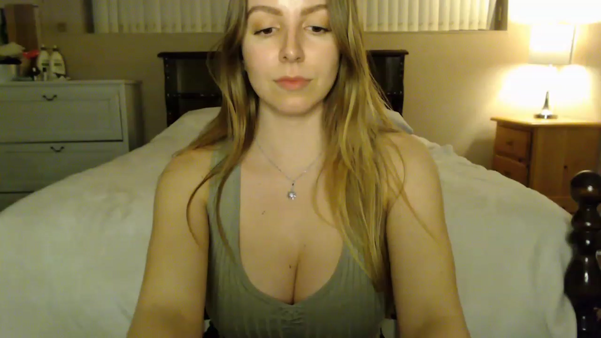 Gallery image thumbnail from MyaDelaney's myfreecams stream on, 03/01/2023, 06:43 image 4 of 20