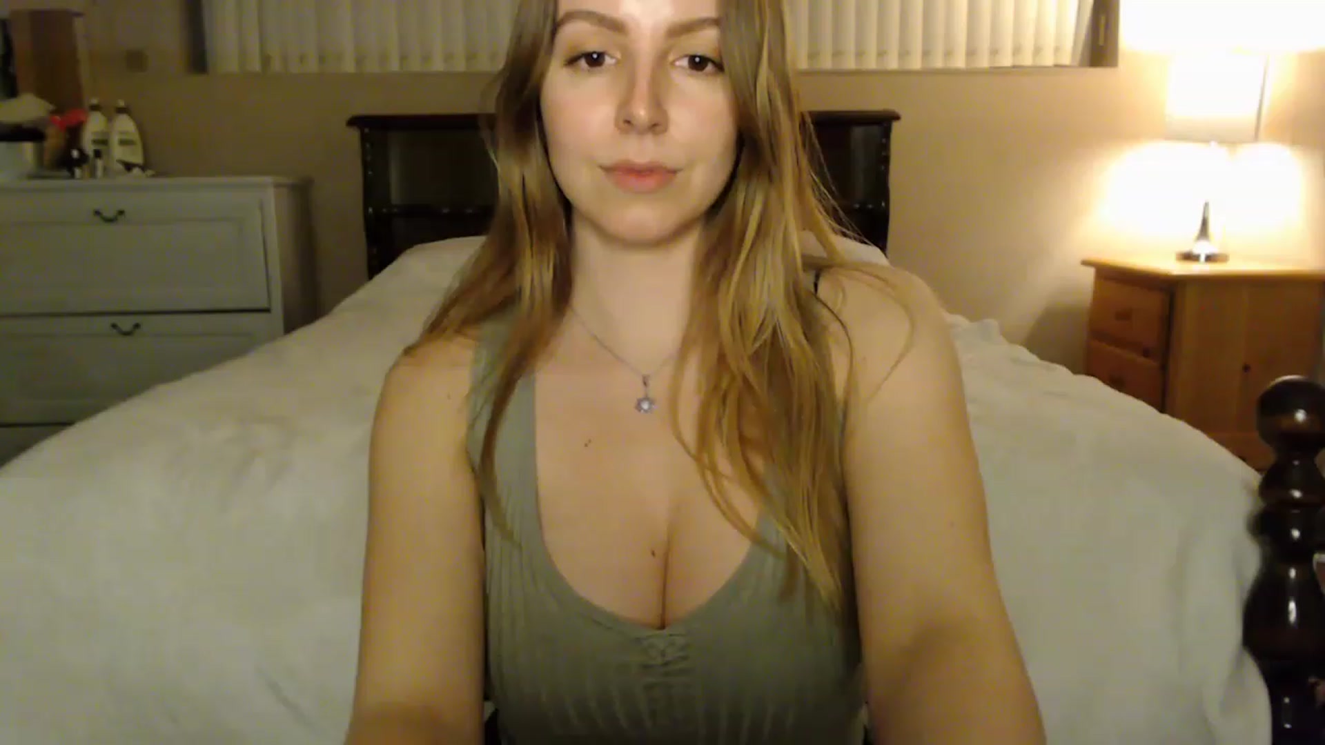 Gallery image thumbnail from MyaDelaney's myfreecams stream on, 03/01/2023, 06:43 image 8 of 20