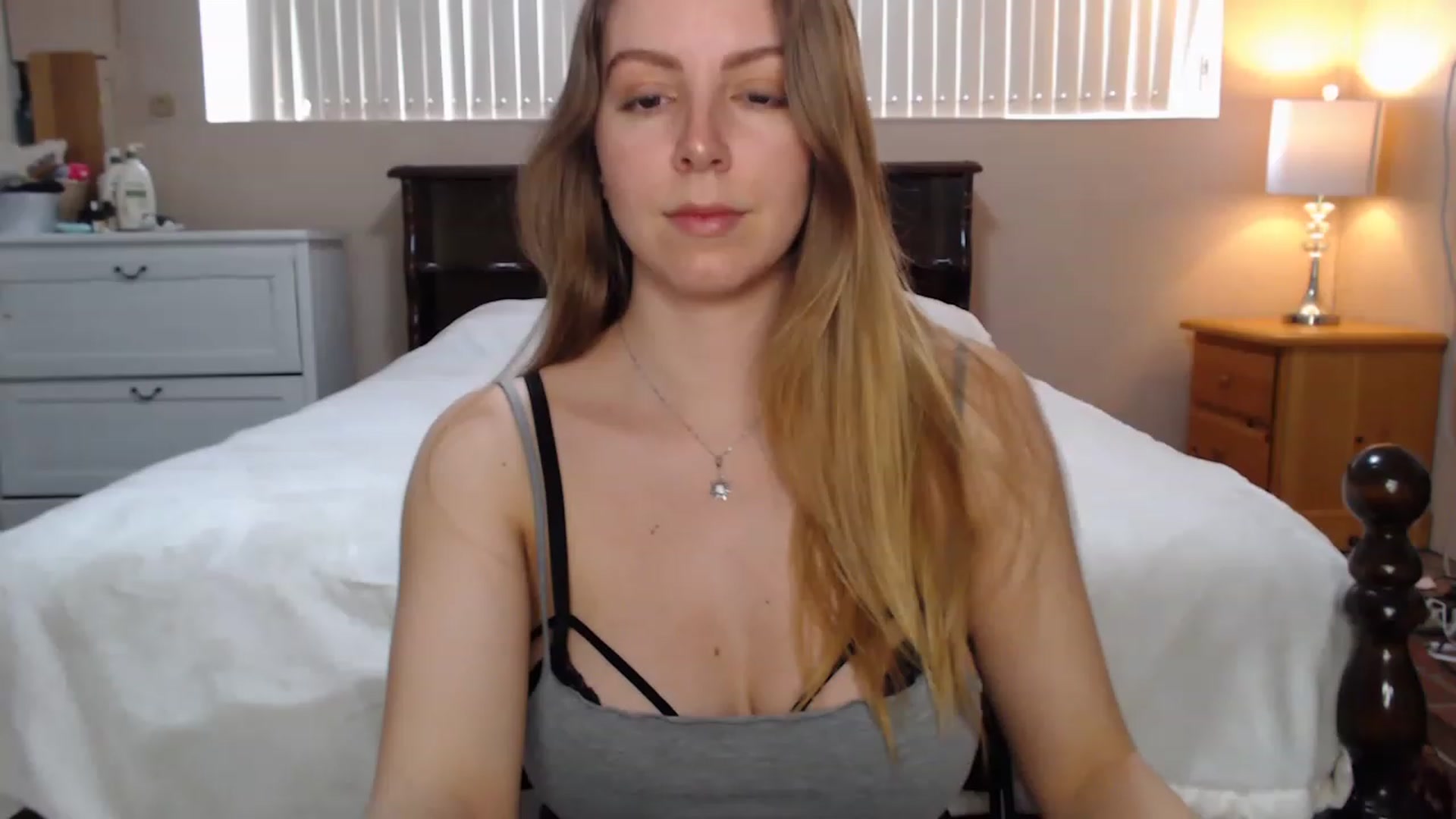 Gallery image thumbnail from MyaDelaney's myfreecams stream on, 03/03/2023, 20:35 image 18 of 20