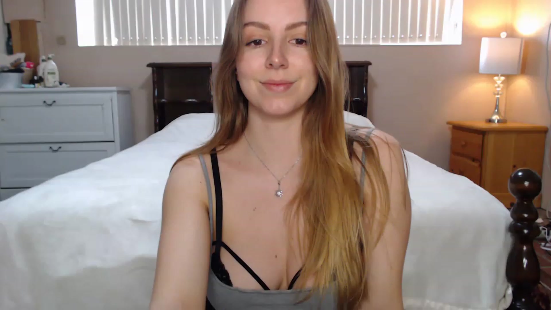 Gallery image thumbnail from MyaDelaney's myfreecams stream on, 03/03/2023, 21:19 image 3 of 20