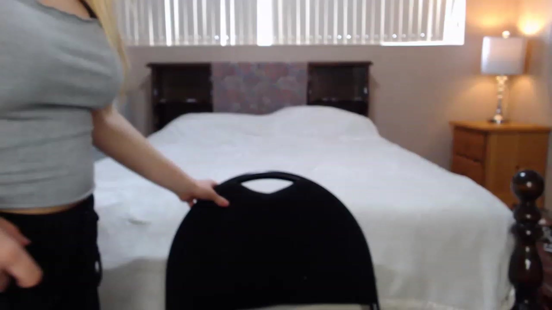Gallery image thumbnail from MyaDelaney's myfreecams stream on, 03/03/2023, 21:19 image 7 of 20