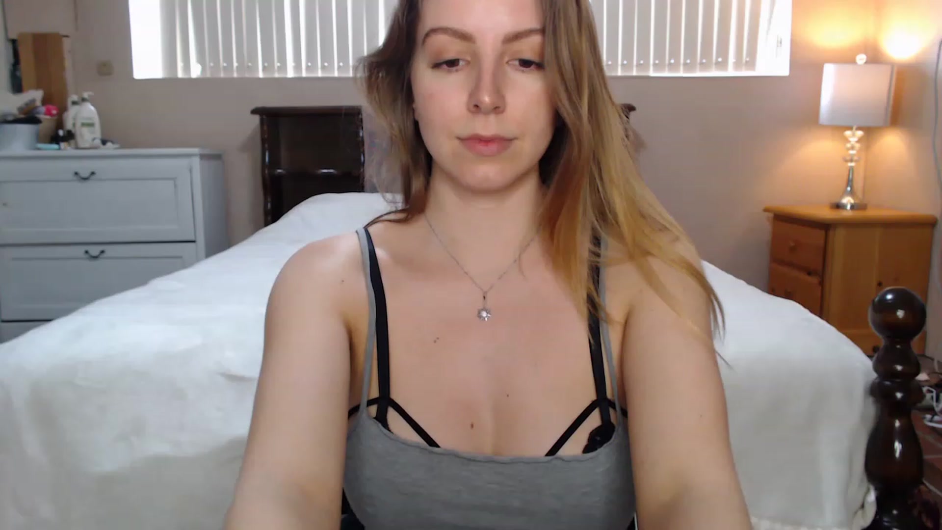 Gallery image thumbnail from MyaDelaney's myfreecams stream on, 03/03/2023, 21:19 image 6 of 20