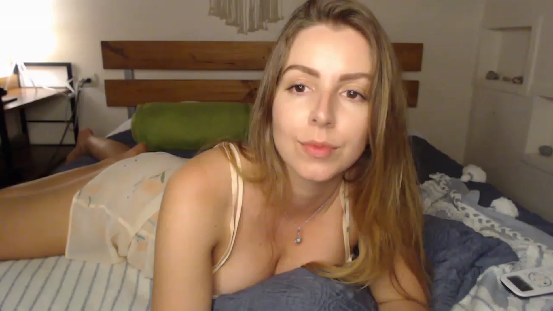 Gallery image thumbnail from MyaDelaney's myfreecams stream on, 04/10/2023, 05:07 image 7 of 20