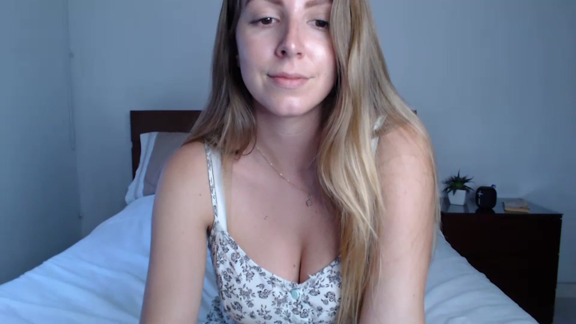 Gallery image thumbnail from MyaDelaney's myfreecams stream on, 07/16/2023, 22:53 image 9 of 20