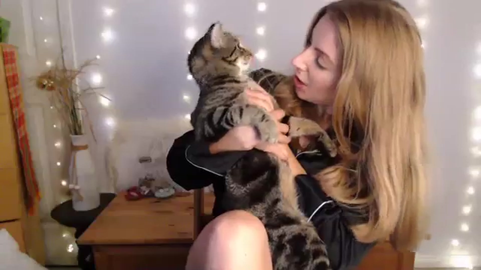 Gallery image thumbnail from MyaDelaney's myfreecams stream on, 09/20/2023, 01:23 image 13 of 20