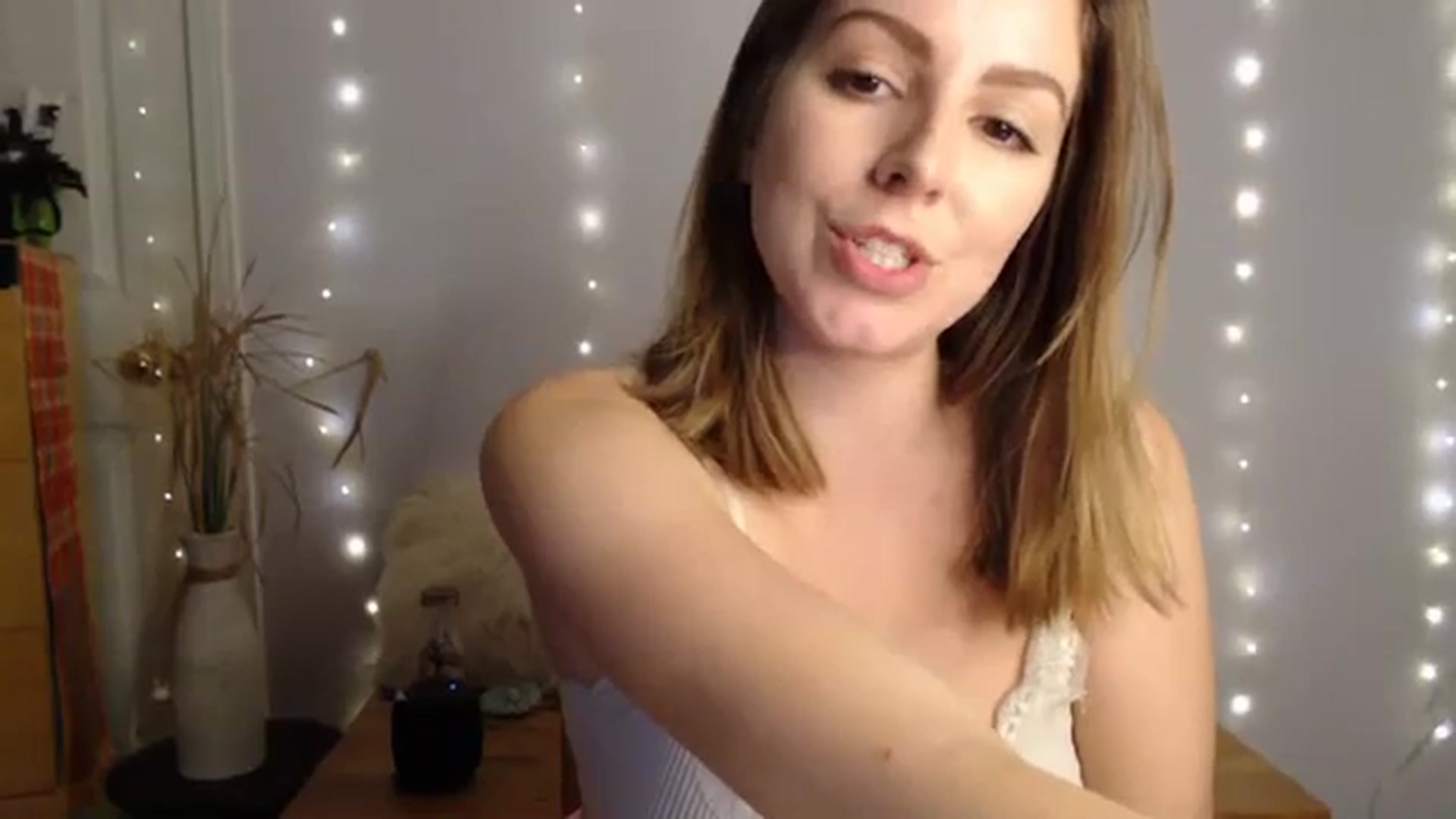 Gallery image thumbnail from MyaDelaney's myfreecams stream on, 11/29/2023, 07:24 image 20 of 20