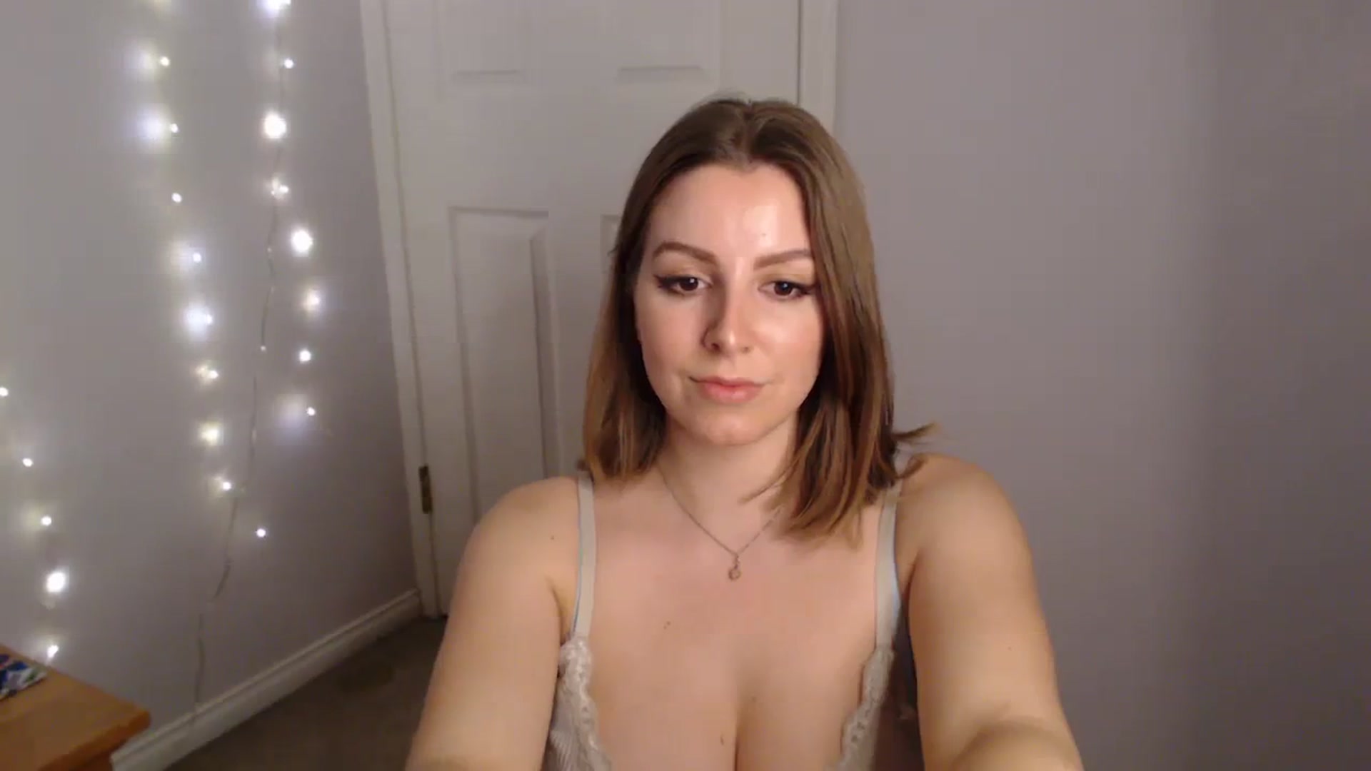 Gallery image thumbnail from MyaDelaney's myfreecams stream on, 02/17/2024, 06:10 image 17 of 20