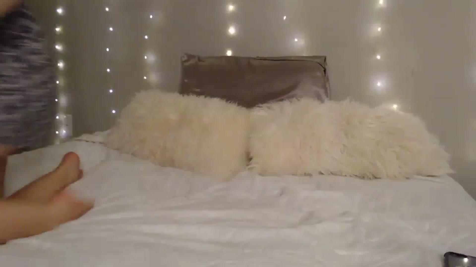 Gallery image thumbnail from MyaDelaney's myfreecams stream on, 04/10/2024, 05:30 image 12 of 20