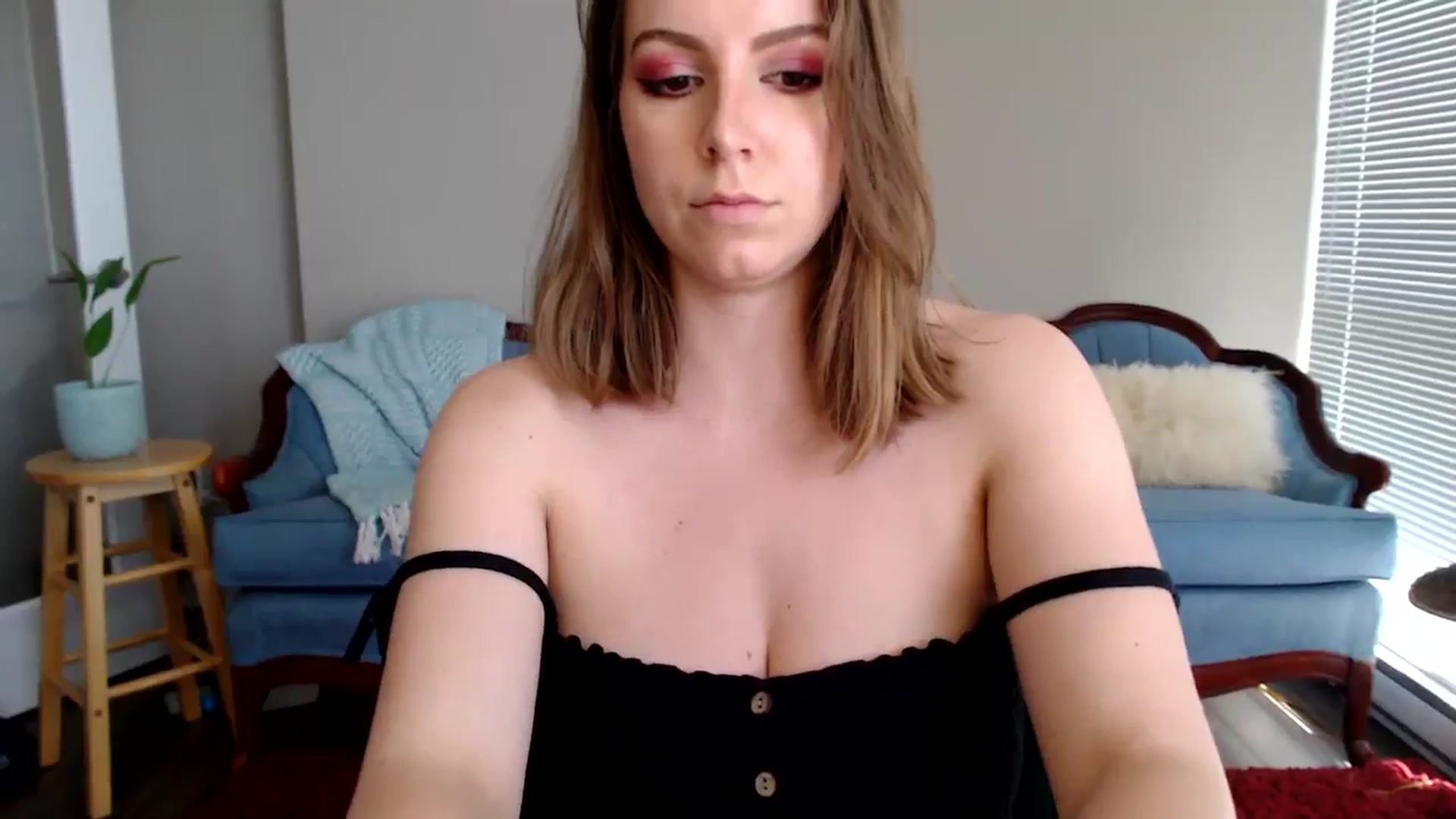 Gallery image thumbnail from MyaDelaney's myfreecams stream on, 04/30/2024, 21:34 image 13 of 20