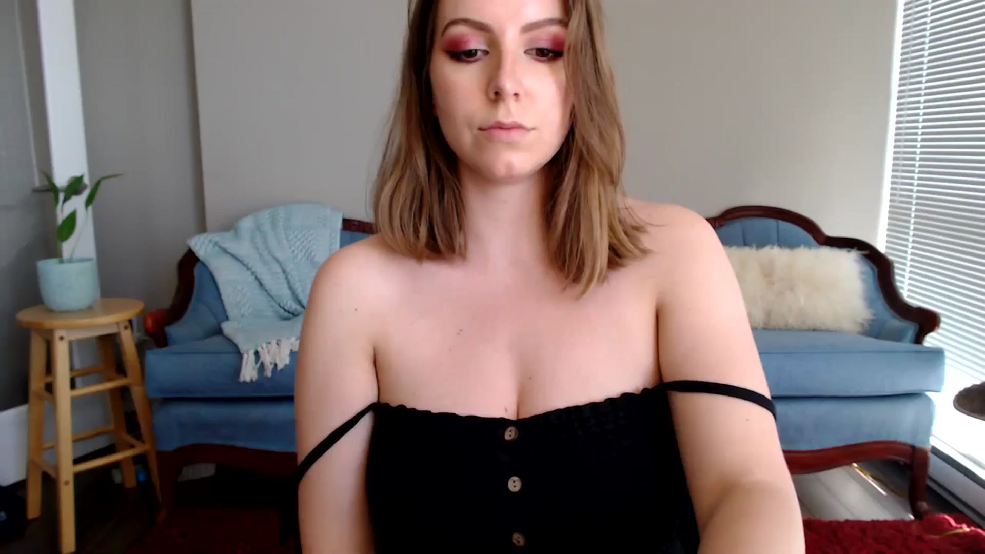 Gallery image thumbnail from MyaDelaney's myfreecams stream on, 04/30/2024, 21:34 image 20 of 20