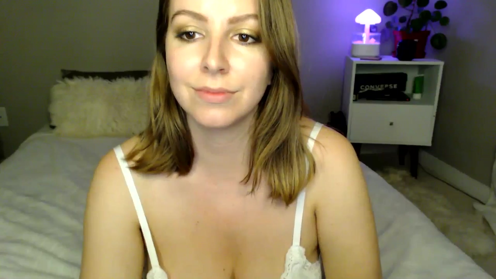 Gallery image thumbnail from MyaDelaney's myfreecams stream on, 05/29/2024, 07:07 image 11 of 20