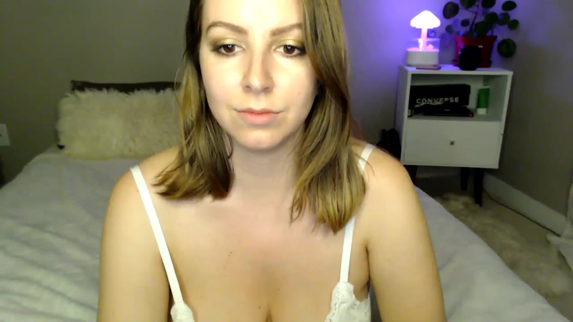 Gallery image thumbnail from MyaDelaney's myfreecams stream on, 05/29/2024, 07:07 image 20 of 20