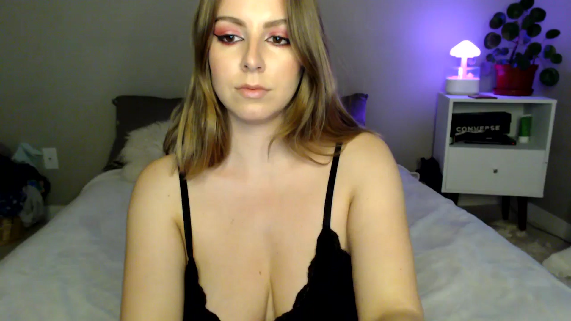 Gallery image thumbnail from MyaDelaney's myfreecams stream on, 05/31/2024, 04:14 image 8 of 20