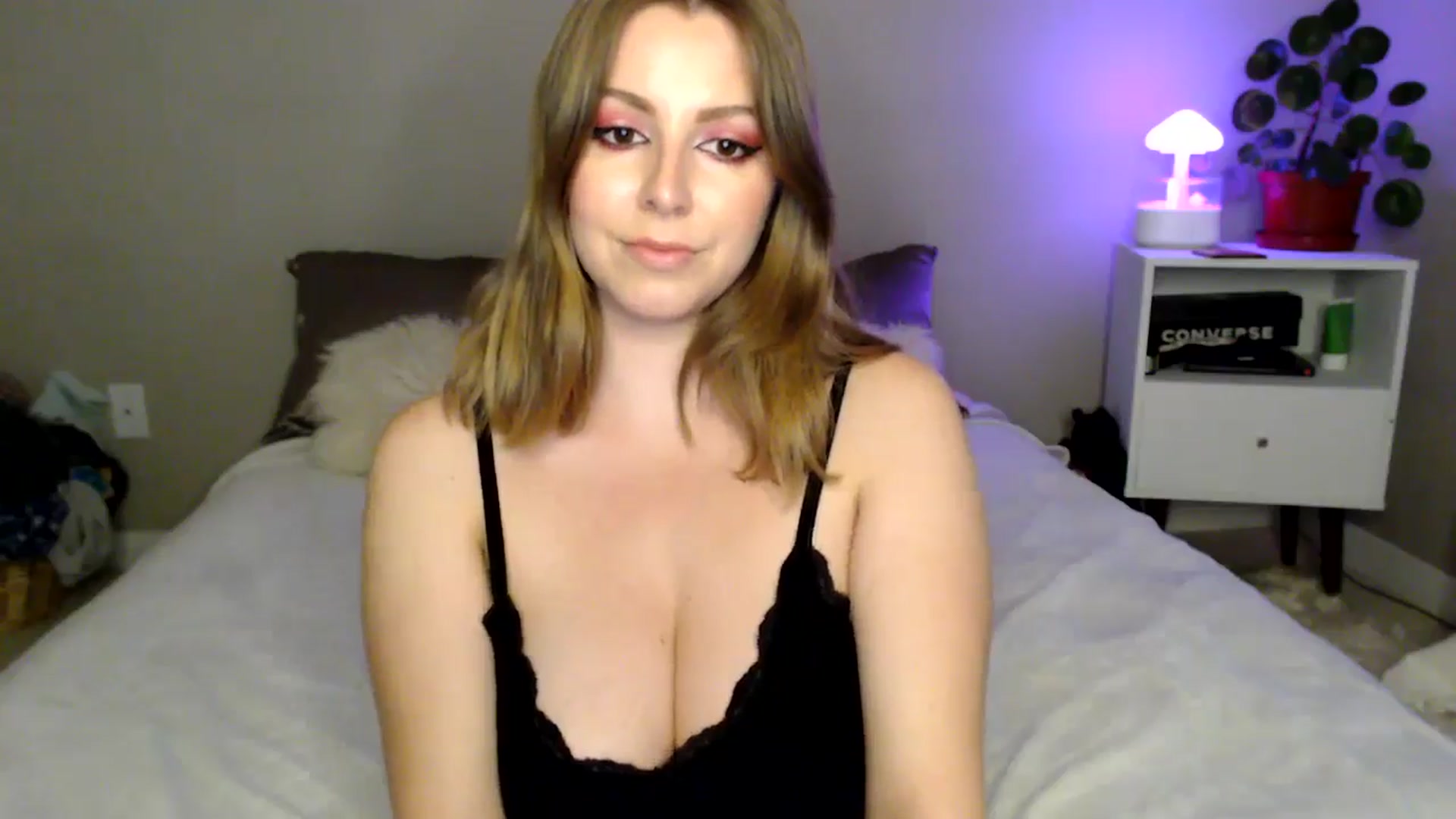 Gallery image thumbnail from MyaDelaney's myfreecams stream on, 05/31/2024, 04:14 image 12 of 20