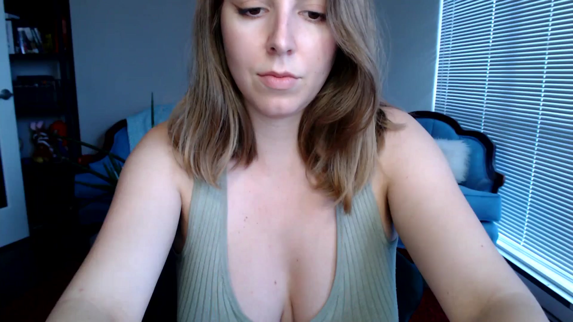 Gallery image thumbnail from MyaDelaney's myfreecams stream on, 06/02/2024, 24:36 image 18 of 20