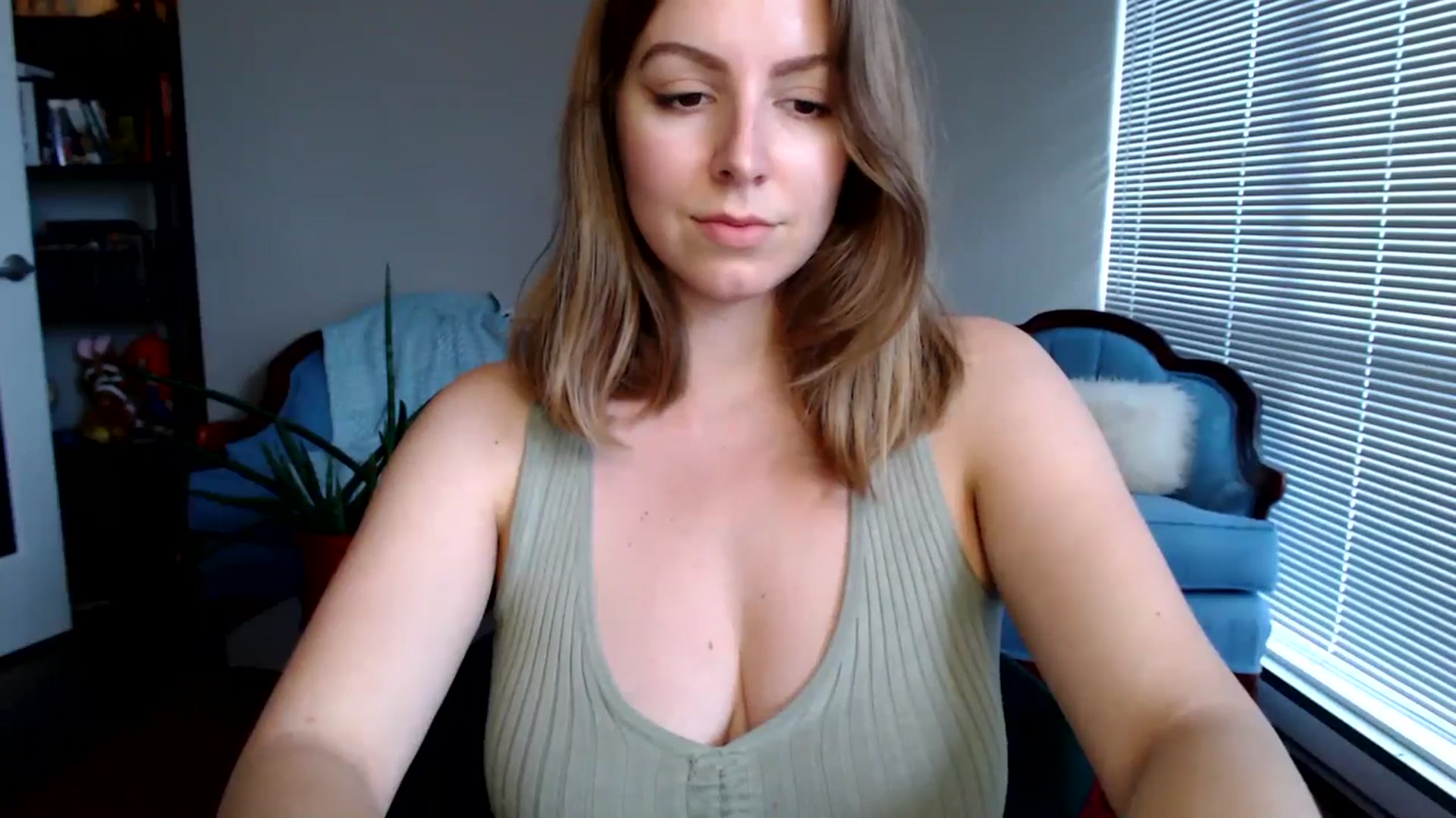 Gallery image thumbnail from MyaDelaney's myfreecams stream on, 06/02/2024, 24:36 image 6 of 20