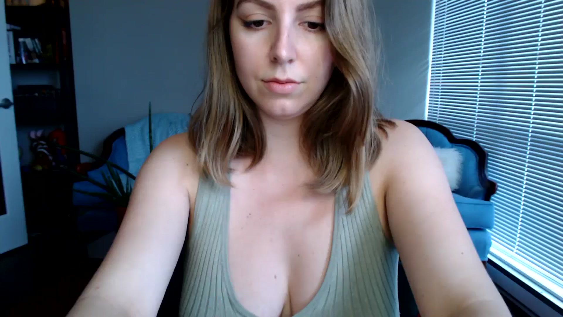 Gallery image thumbnail from MyaDelaney's myfreecams stream on, 06/02/2024, 24:36 image 9 of 20