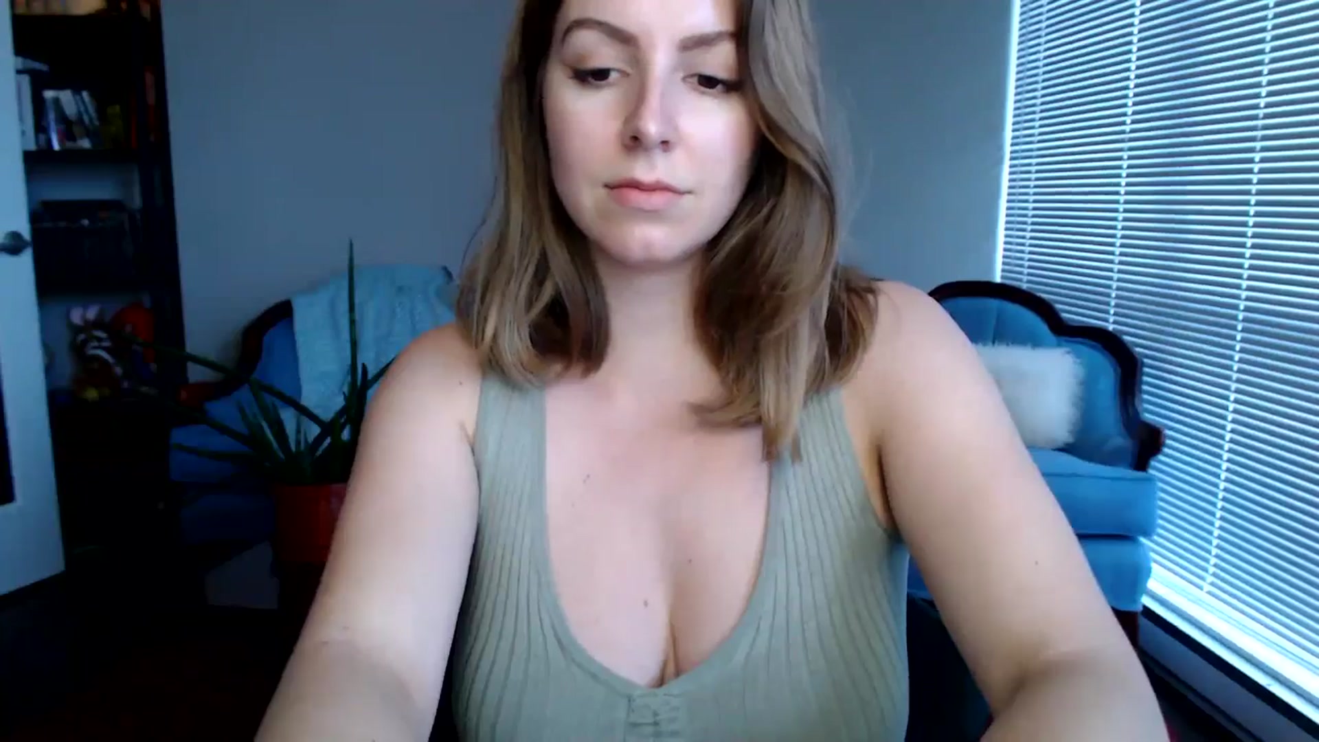 Gallery image thumbnail from MyaDelaney's myfreecams stream on, 06/02/2024, 24:36 image 13 of 20