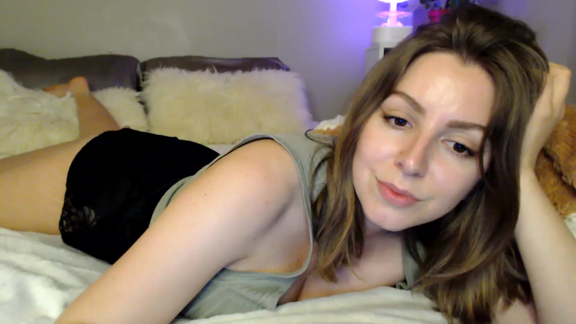 Gallery image thumbnail from MyaDelaney's myfreecams stream on, 06/02/2024, 07:04 image 15 of 20