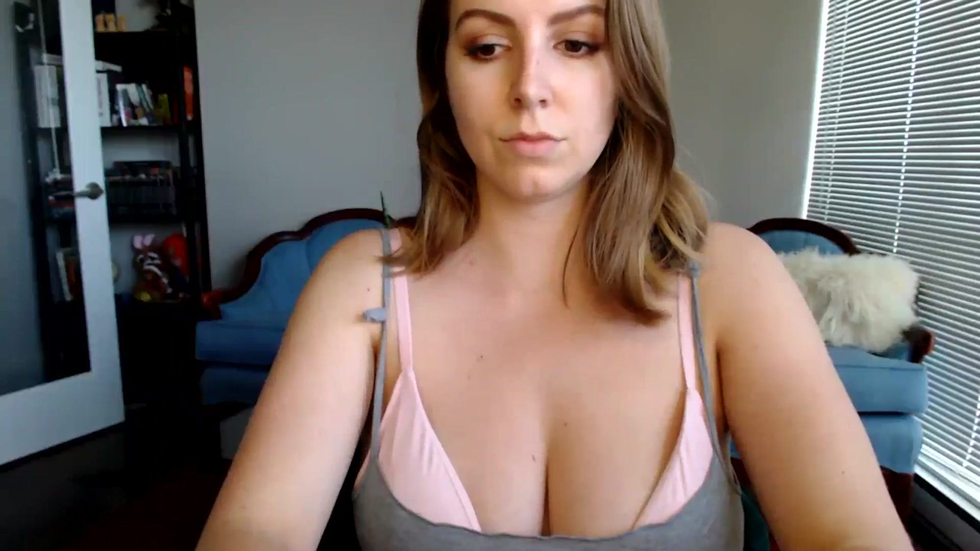 Gallery image thumbnail from MyaDelaney's myfreecams stream on, 06/07/2024, 24:00 image 15 of 20