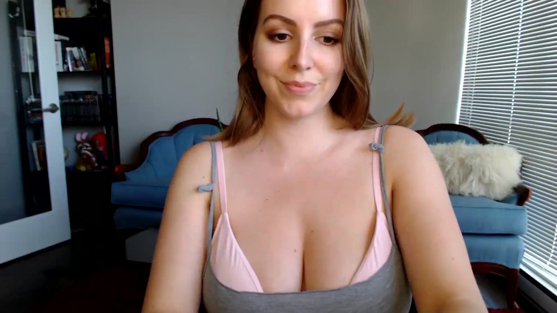 Gallery image thumbnail from MyaDelaney's myfreecams stream on, 06/07/2024, 24:00 image 12 of 20