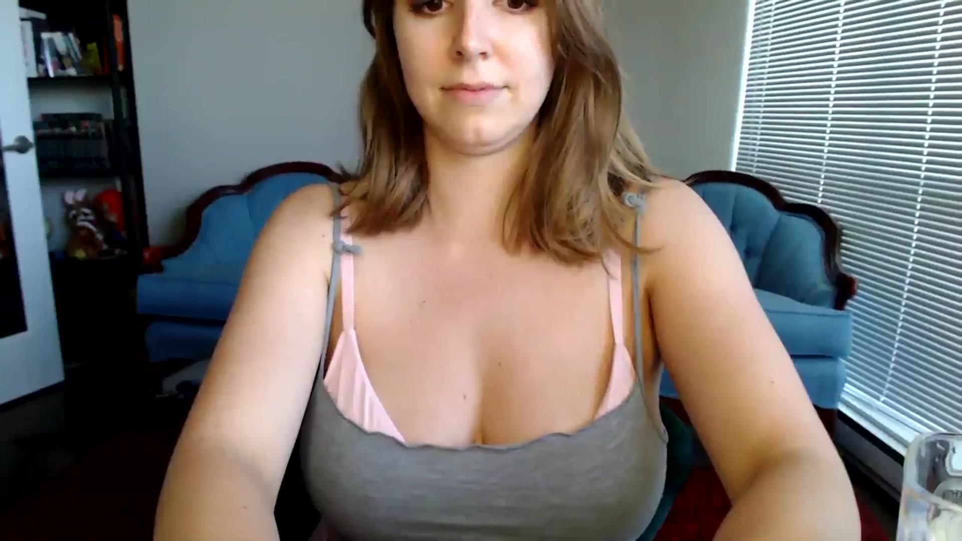 Gallery image thumbnail from MyaDelaney's myfreecams stream on, 06/07/2024, 01:28 image 15 of 20