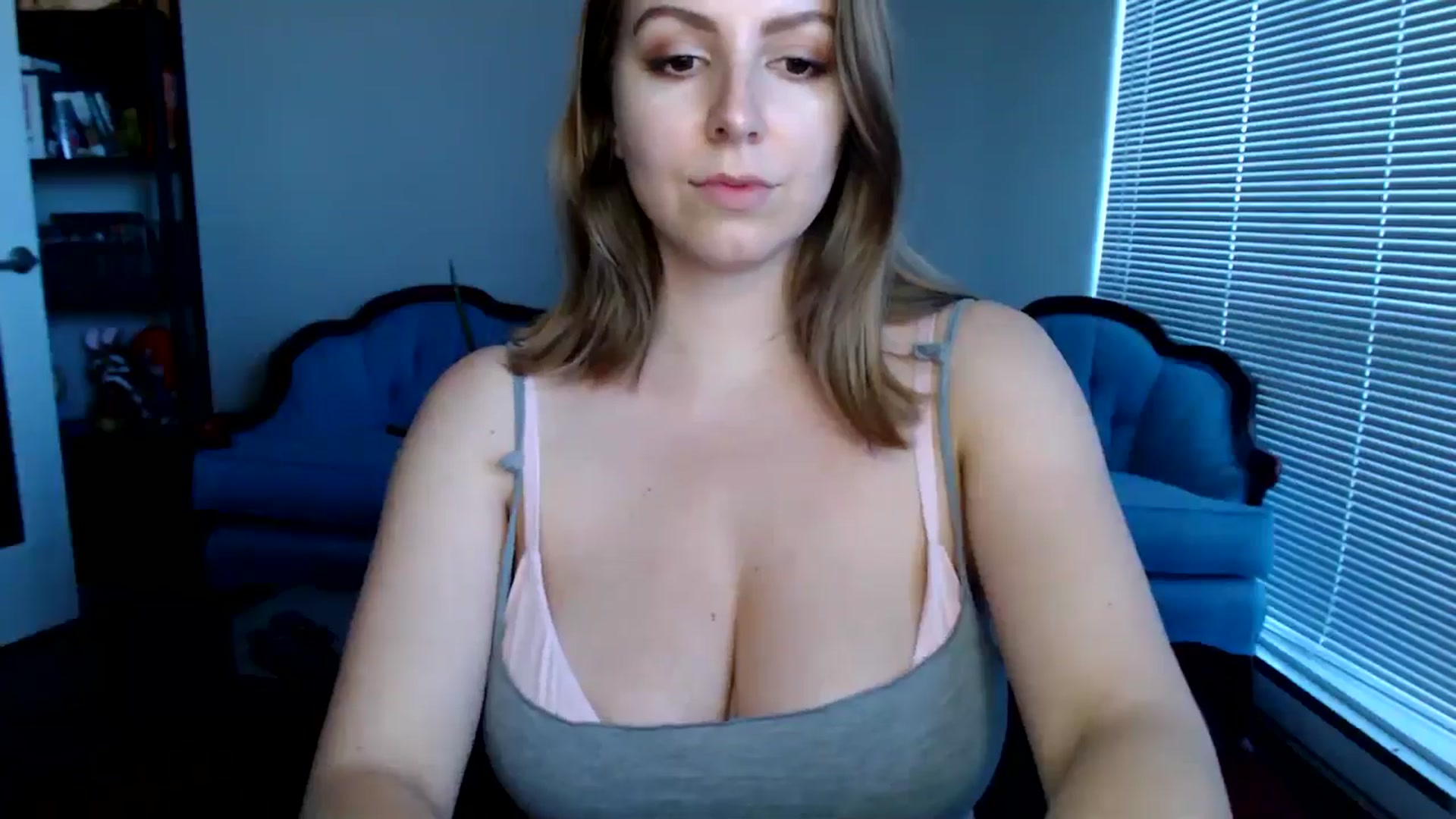 Gallery image thumbnail from MyaDelaney's myfreecams stream on, 06/07/2024, 03:20 image 8 of 20