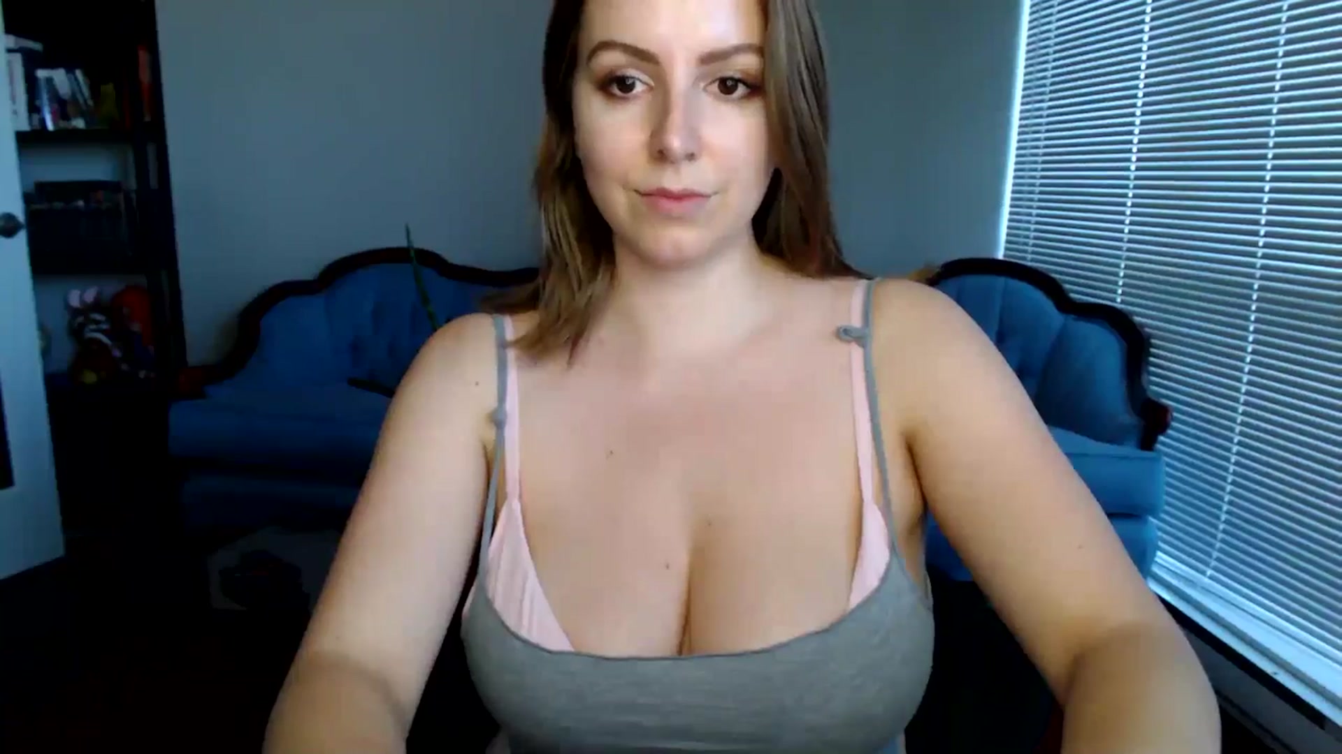 Gallery image thumbnail from MyaDelaney's myfreecams stream on, 06/07/2024, 03:20 image 15 of 20