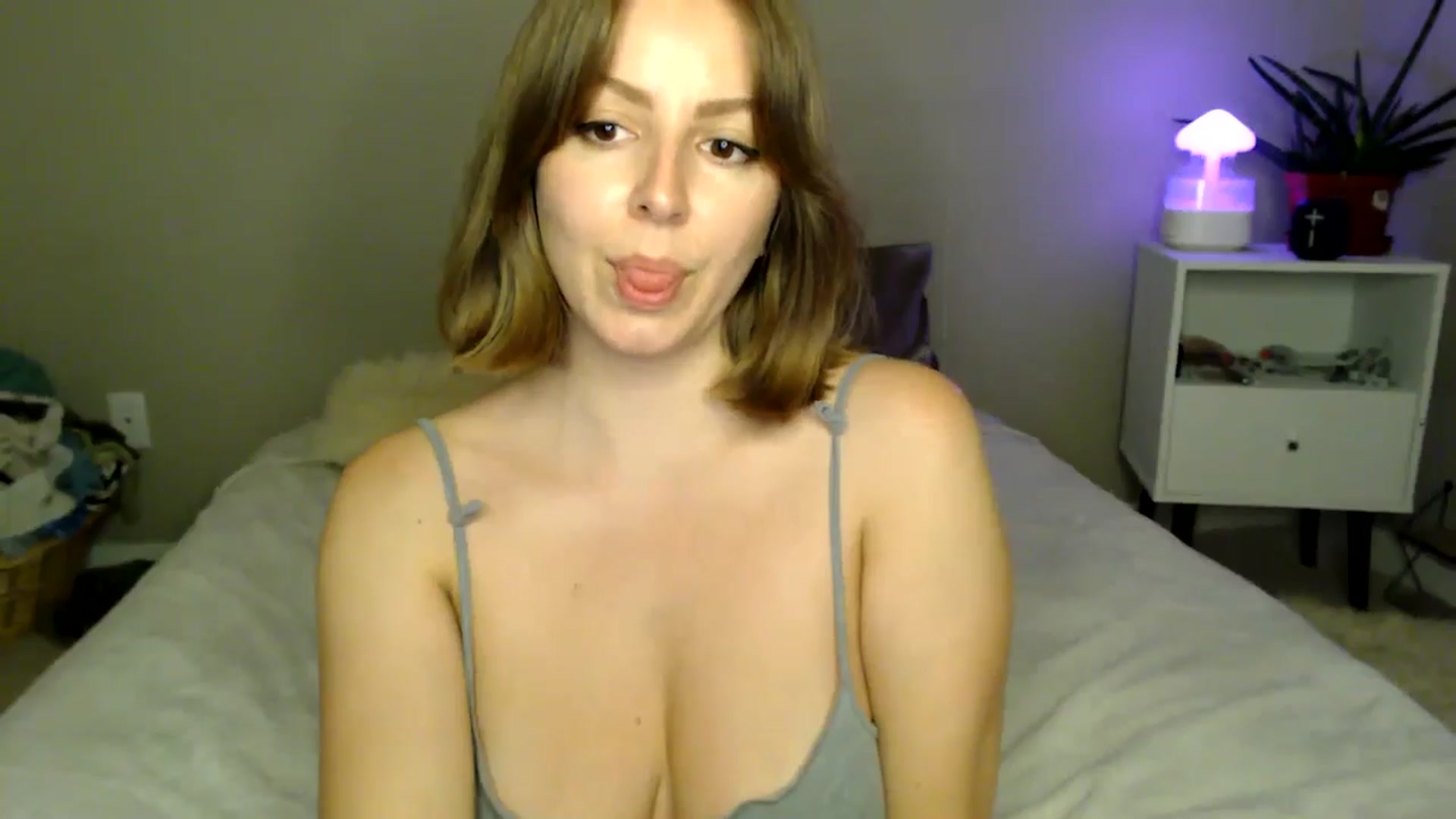 Gallery image thumbnail from MyaDelaney's myfreecams stream on, 06/14/2024, 04:54 image 13 of 20