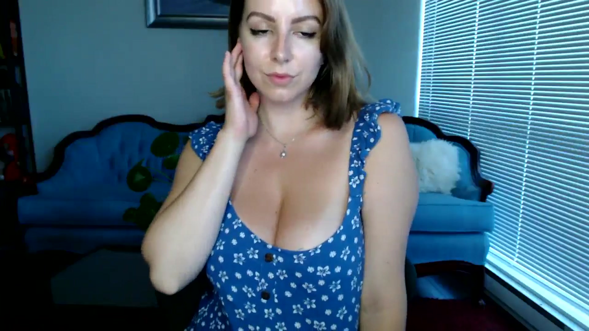 Gallery image thumbnail from MyaDelaney's myfreecams stream on, 07/10/2024, 03:37 image 4 of 20