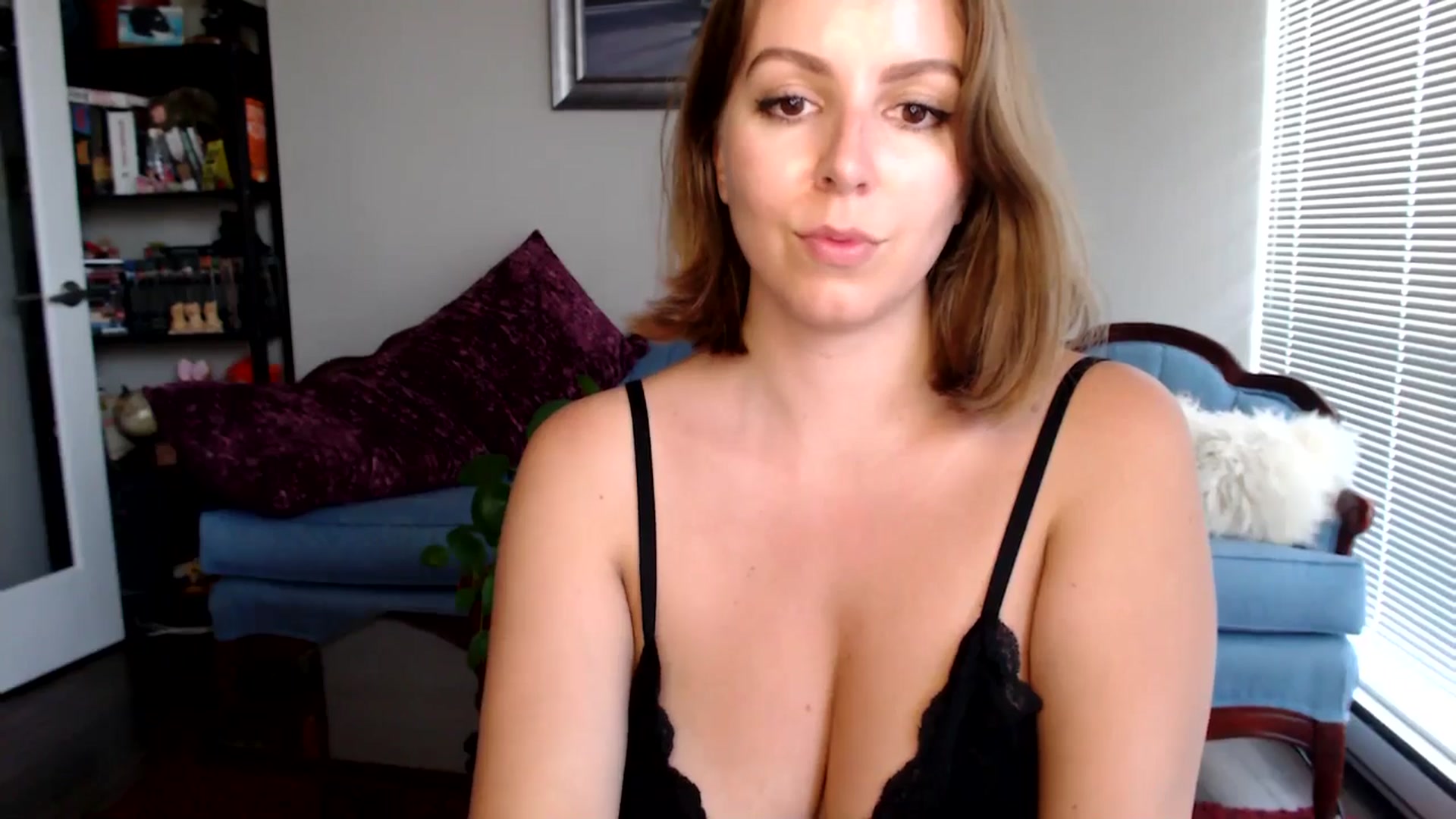 Gallery image thumbnail from MyaDelaney's myfreecams stream on, 07/18/2024, 02:36 image 20 of 20
