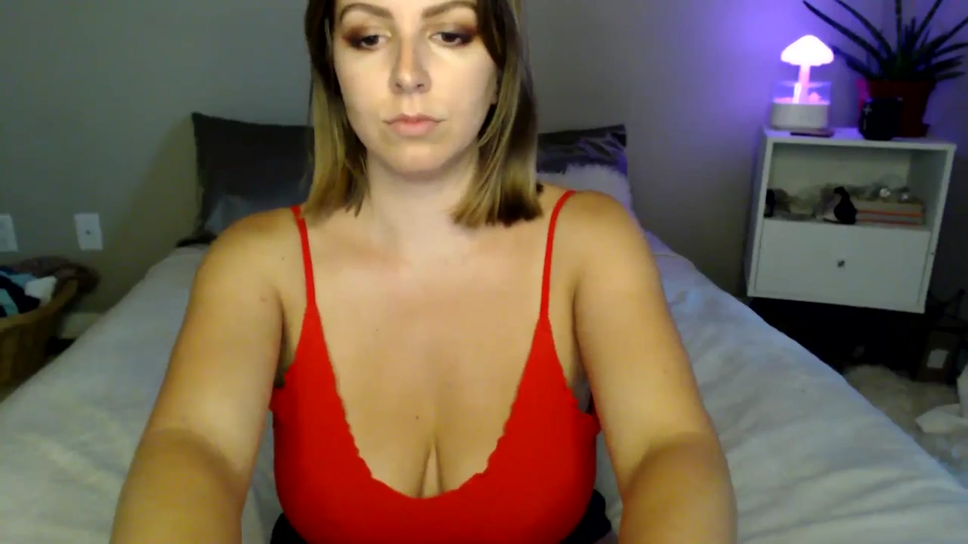 Gallery image thumbnail from MyaDelaney's myfreecams stream on, 07/27/2024, 03:31 image 11 of 20