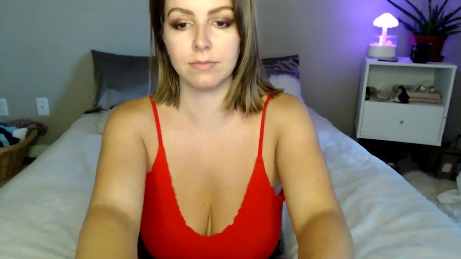 Gallery image thumbnail from MyaDelaney's myfreecams stream on, 07/27/2024, 03:31 image 5 of 20