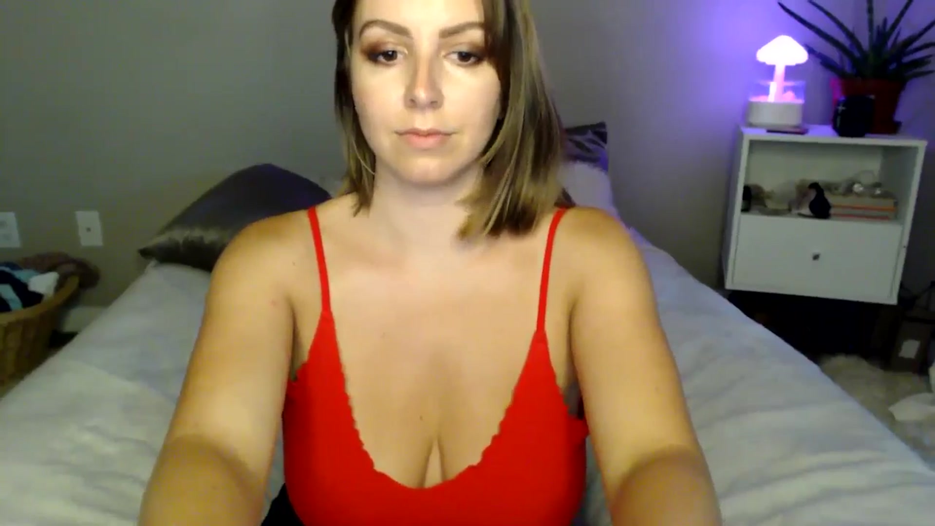 Gallery image thumbnail from MyaDelaney's myfreecams stream on, 07/27/2024, 03:31 image 15 of 20