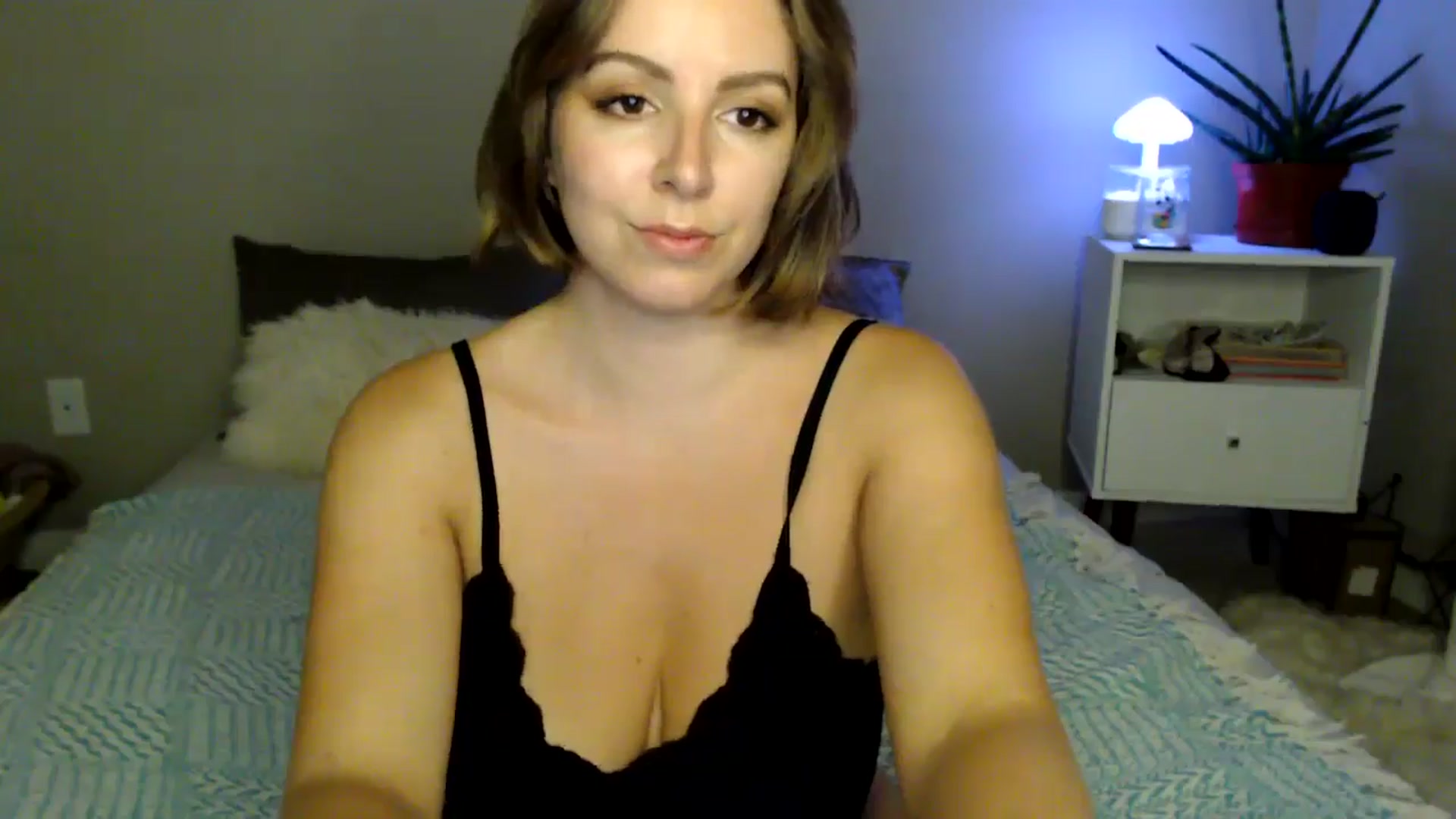 Gallery image thumbnail from MyaDelaney's myfreecams stream on, 07/29/2024, 05:08 image 2 of 20