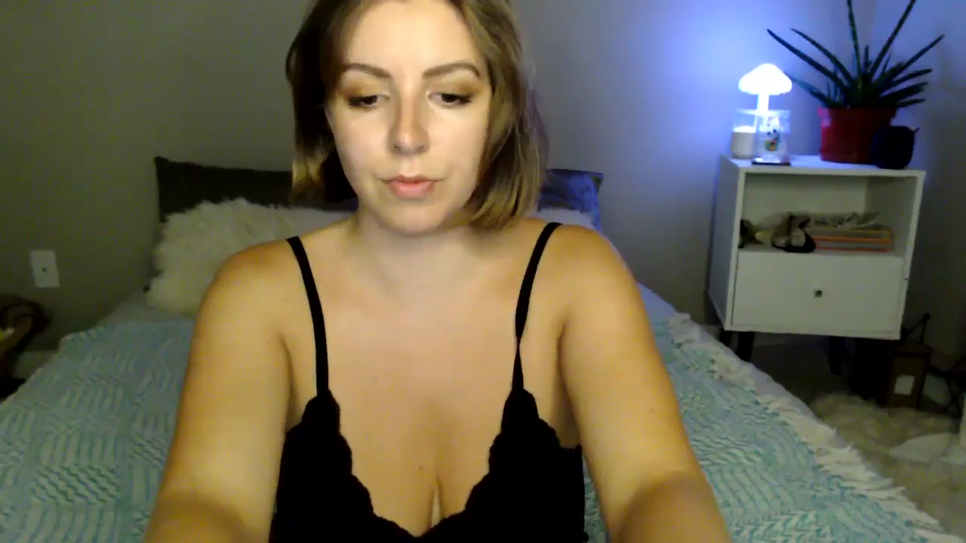 Gallery image thumbnail from MyaDelaney's myfreecams stream on, 07/29/2024, 05:08 image 3 of 20