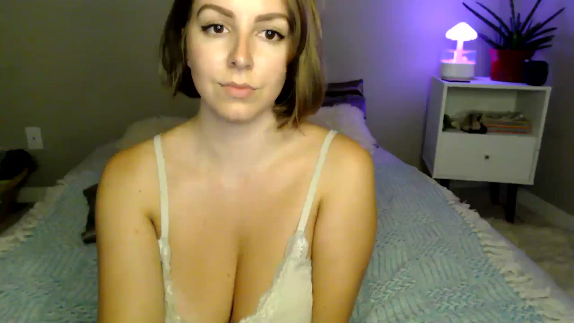 Gallery image thumbnail from MyaDelaney's myfreecams stream on, 07/31/2024, 06:04 image 15 of 20