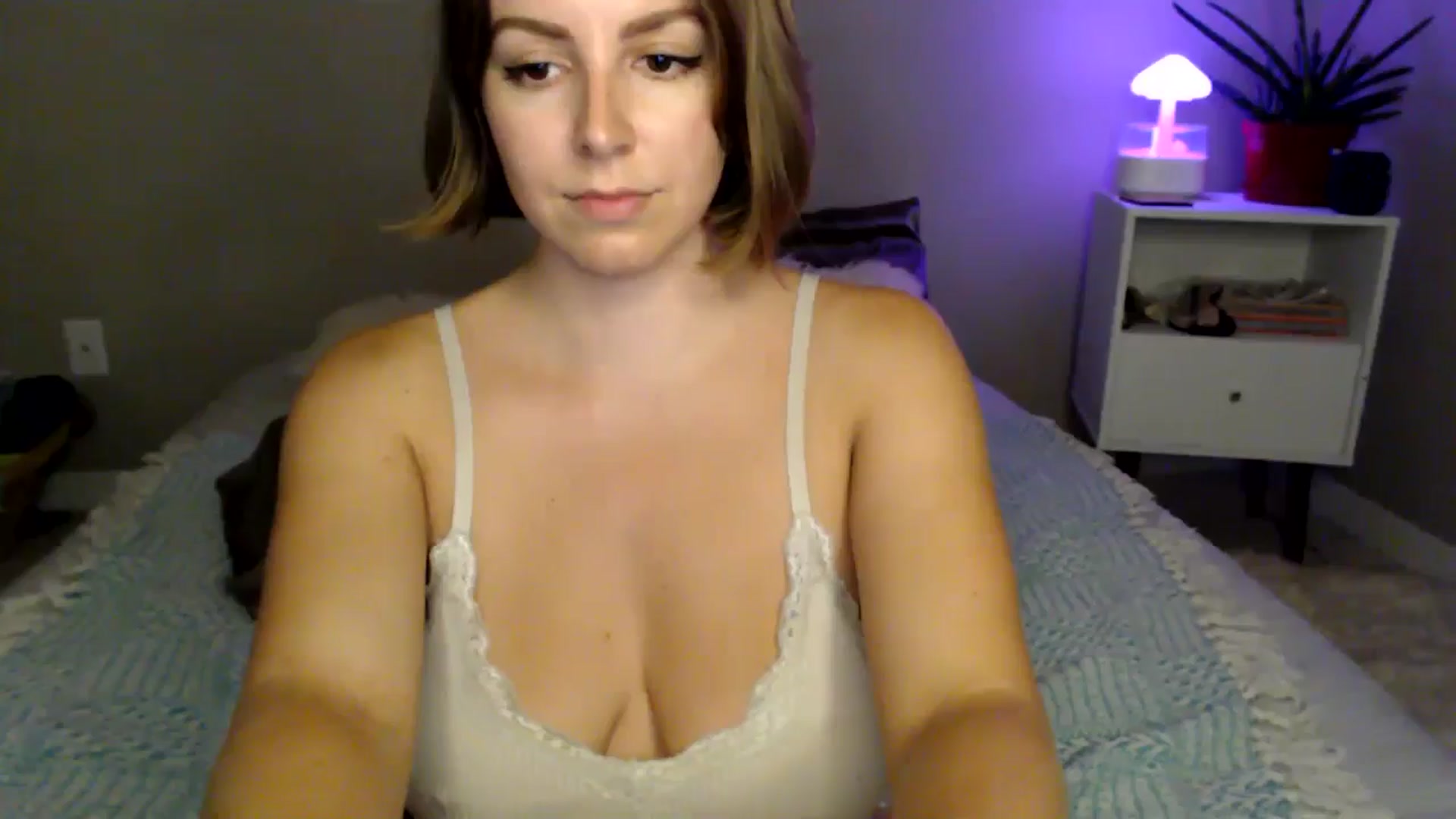 Gallery image thumbnail from MyaDelaney's myfreecams stream on, 07/31/2024, 06:04 image 18 of 20