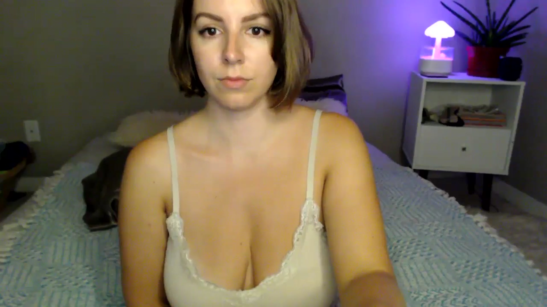 Gallery image thumbnail from MyaDelaney's myfreecams stream on, 07/31/2024, 06:50 image 2 of 20