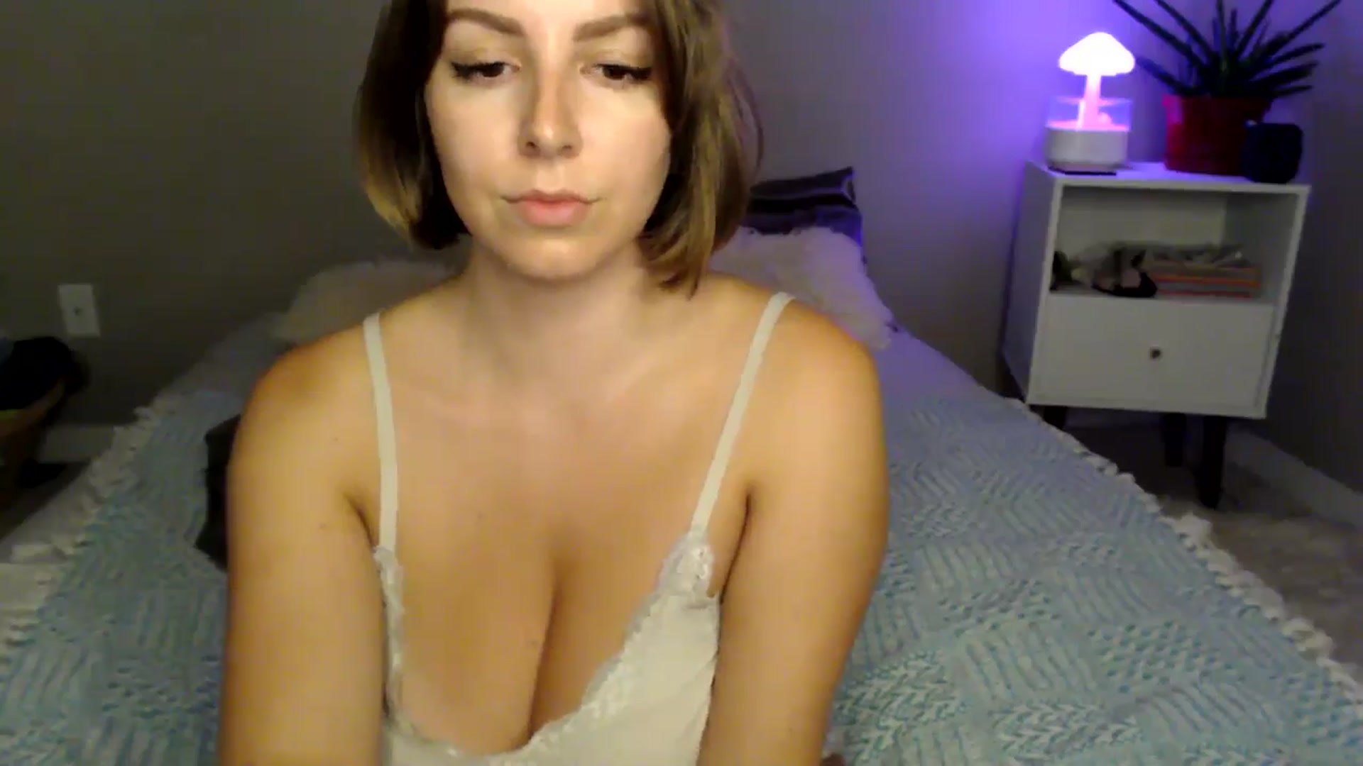 Gallery image thumbnail from MyaDelaney's myfreecams stream on, 07/31/2024, 06:50 image 8 of 20