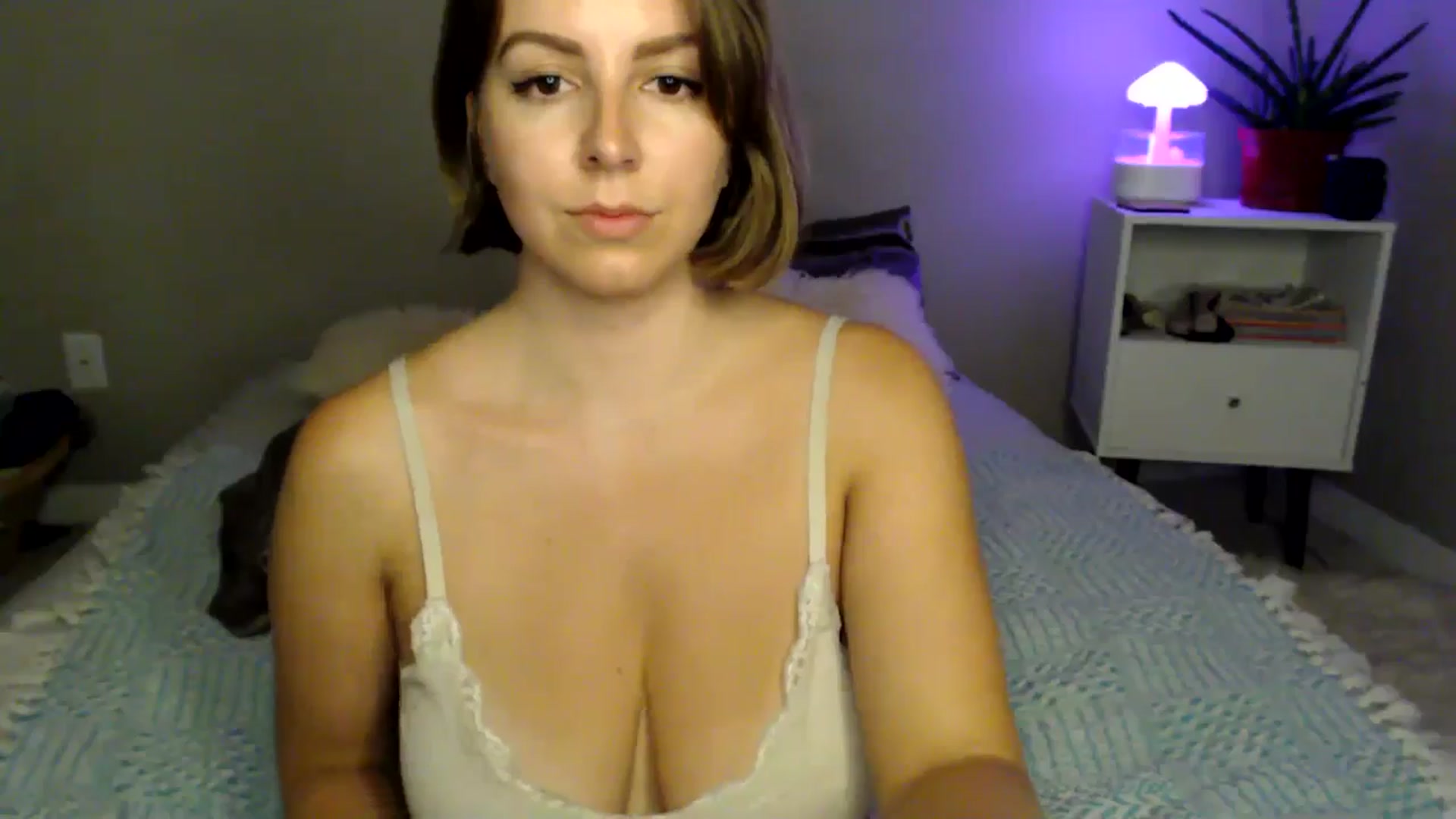 Gallery image thumbnail from MyaDelaney's myfreecams stream on, 07/31/2024, 06:50 image 16 of 20