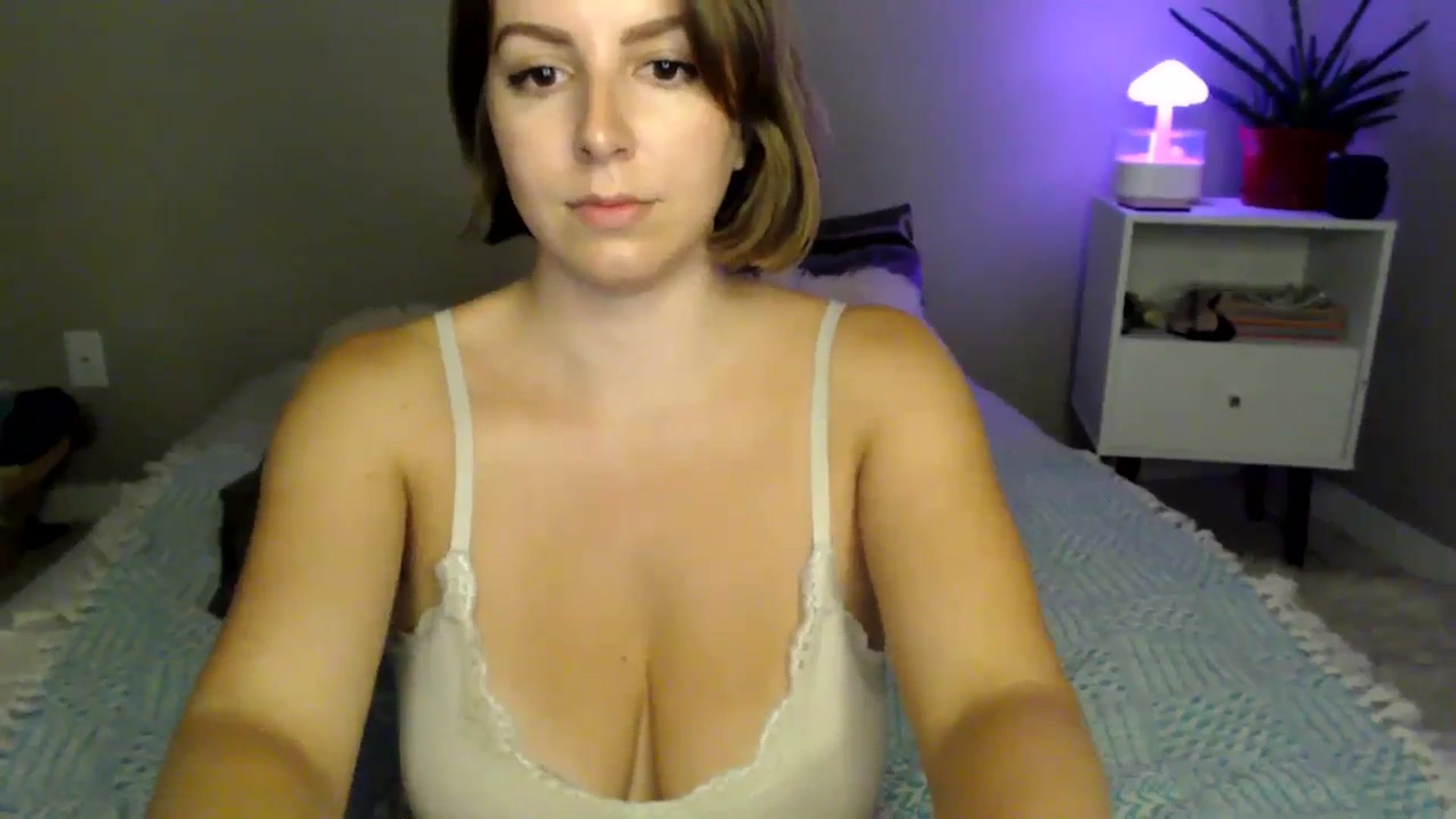 Gallery image thumbnail from MyaDelaney's myfreecams stream on, 07/31/2024, 06:50 image 15 of 20
