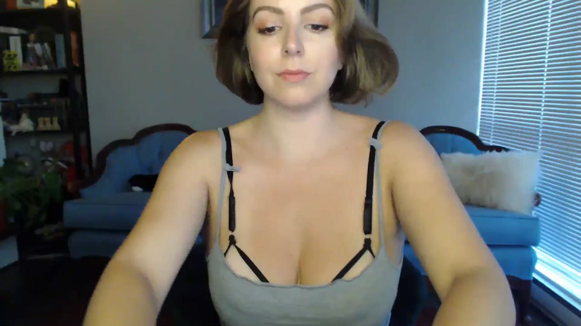 Gallery image thumbnail from MyaDelaney's myfreecams stream on, 08/09/2024, 03:21 image 15 of 20