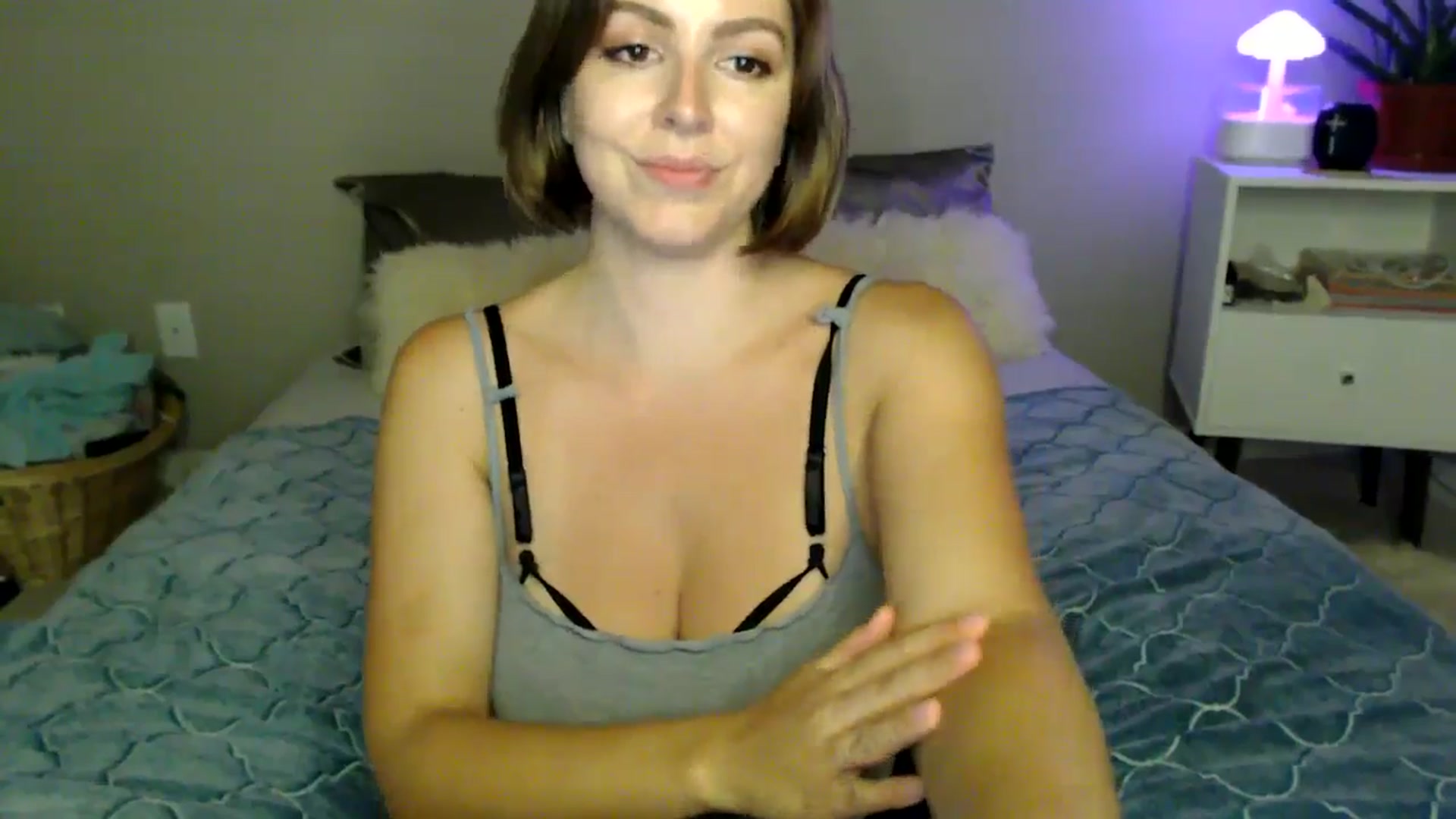 Gallery image thumbnail from MyaDelaney's myfreecams stream on, 08/09/2024, 06:05 image 18 of 20